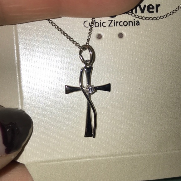 cross necklace - Picture 3 of 3